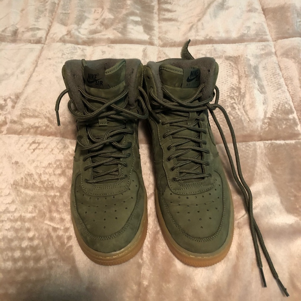 Nike high top sneakers